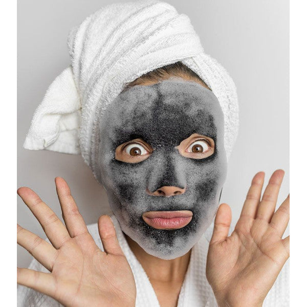 On a testé le masque le plus insolite du moment
